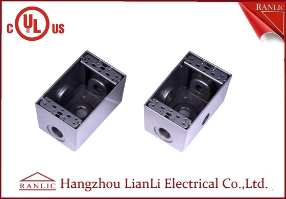 中国 1/2」3/4&quot; 2の一団の電気箱の塗られた防水端子箱の粉ULはリストした サプライヤー