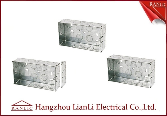 中国 注文の屋外の防水金属の電気一団箱は前に電流を通した サプライヤー